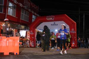 BIB: 3200
                            <button type="button" onclick="openModal(26262819)" class="btn btn-primary btn-sm float-right btn-popup" data-toggle="modal" data-target=".modal-high-quality">
                        <i class="fas fa-shopping-cart"></i> Add to Cart
                    </button>
                                            <button type="button" onclick="isThisMe(26262819, true)" class="btn btn-success btn-sm float-right btn-popup btn-isme hidden" data-toggle="tooltip" data-placement="bottom" title="นี่คือรูปของคุณใช่ไหม คลิกที่นี่เพื่อเอาเข้าอัลบั้ม">
                        <i class="fas fa-plus"></i> Add to album
                    </button>
                    <button type="button" onclick="isThisMe(26262819, false)" class="btn btn-warning btn-sm float-right btn-popup btn-isnotme hidden">
                        <i class="fas fa-ban"></i> Remove from album
                    </button>